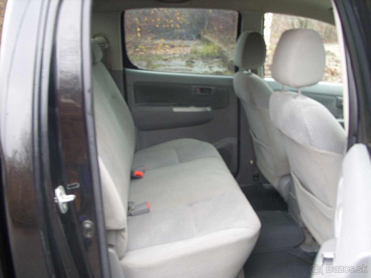 Toyota Hilux 2,5 D-4D 4x4 Zadná Uzávierka - 15