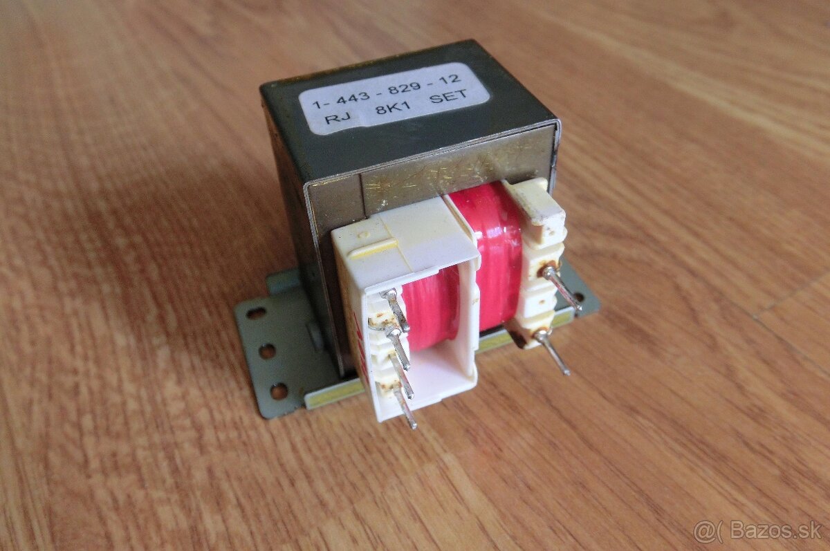 Rôzne transformátory . - 15