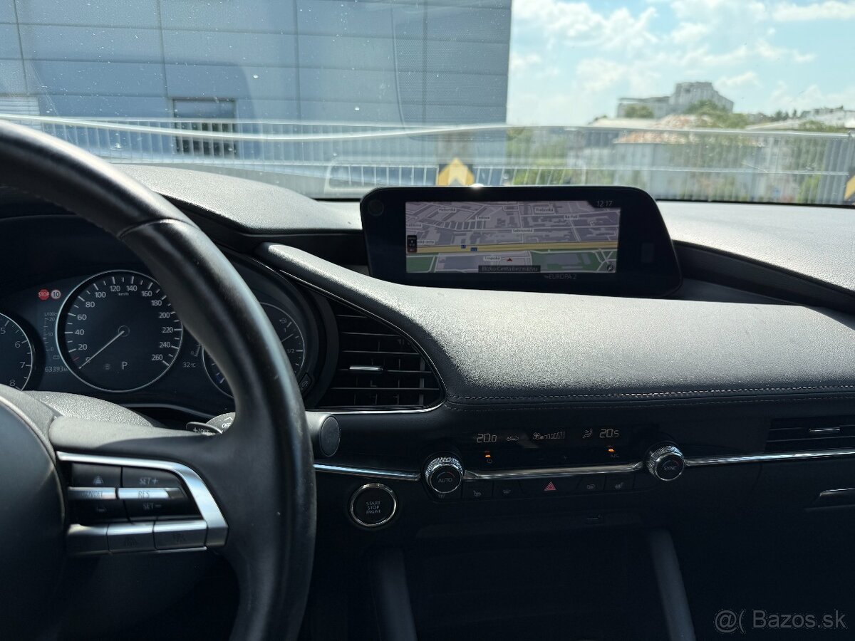 Mazda 3 2.0 Skyactiv G122 Plus A/T - 15