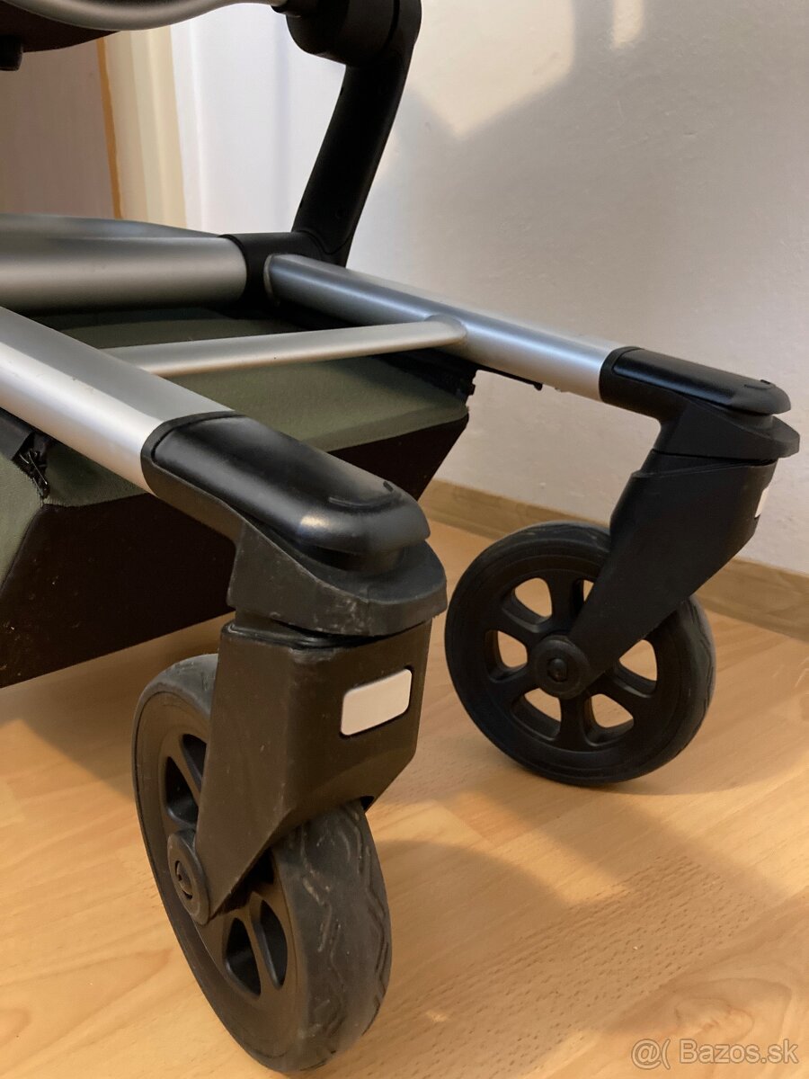 Predám kočík JOOLZ DAY 3 v kŕasnom stave - 15