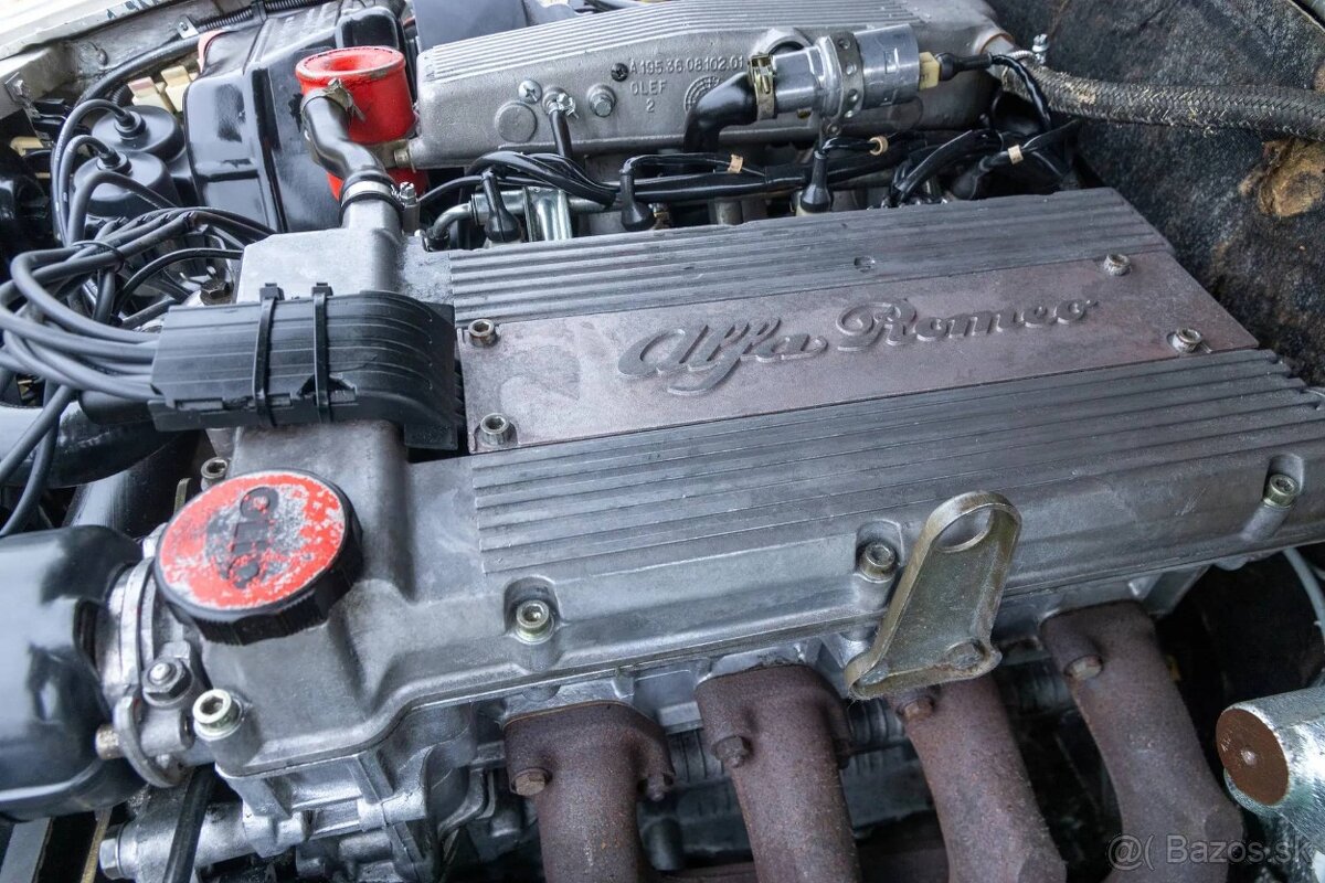 Alfa Romeo 75 2.0 Twin Spark - 15