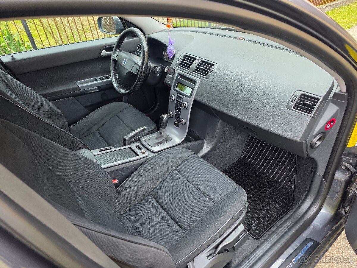 Volvo S40 2.0D Momentum,100kW - 15