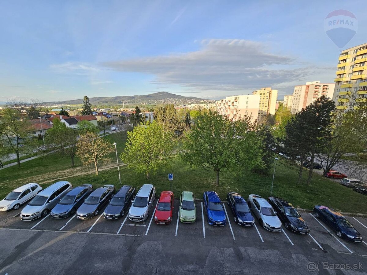 REZERVOVANÉ Predaj 2 izbového bytu Nitra -Klokočina EX - 15