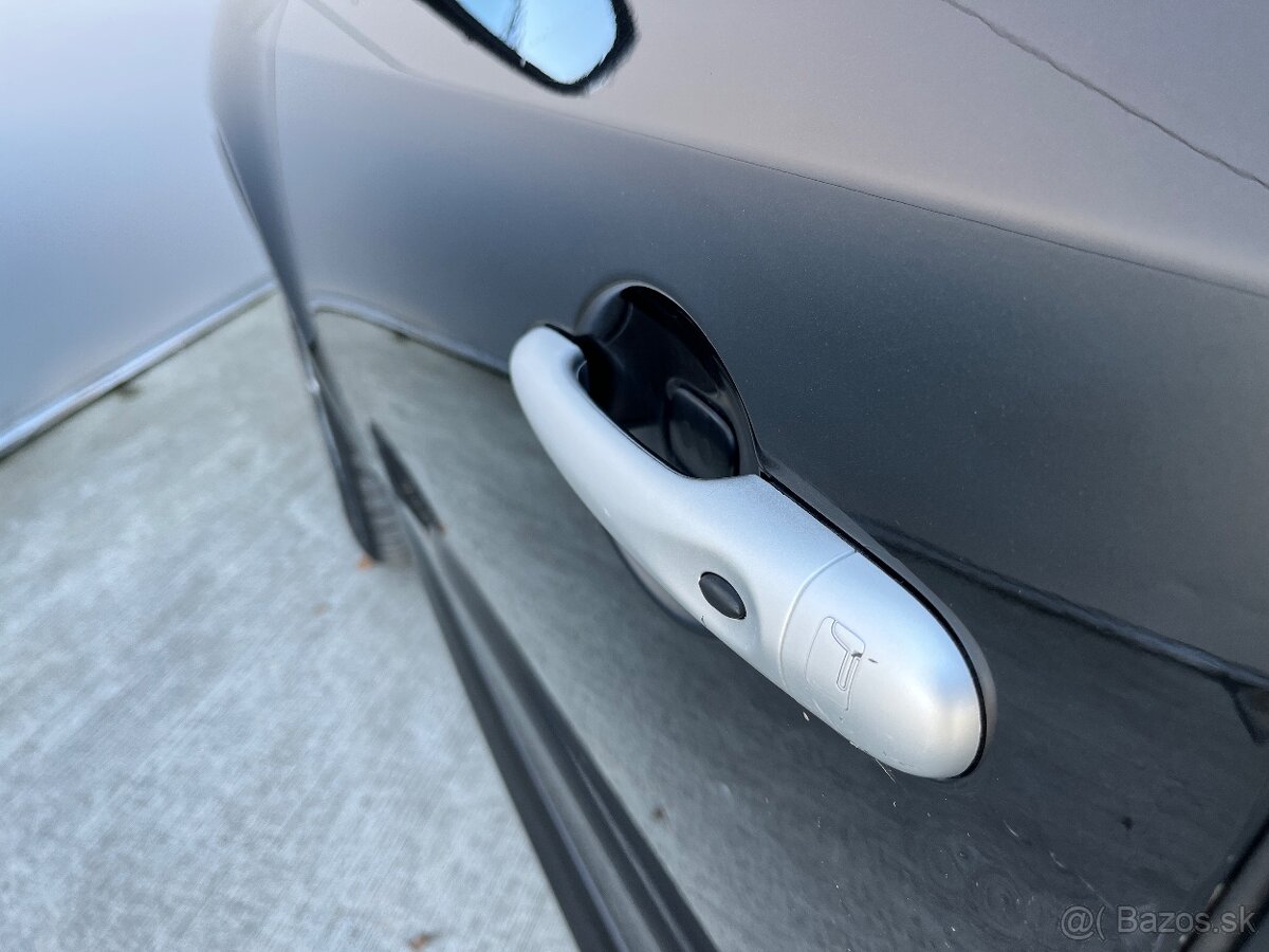 Renaul fluence 1.6 benzín - 15