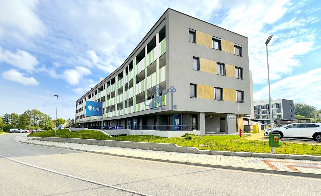 Kompletne zariadená ambulancia, Záhorská Bystrica - 15