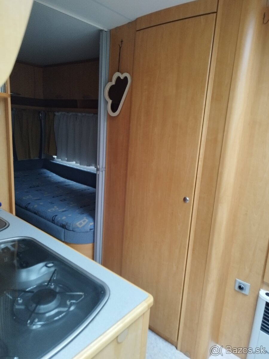 Predám karavan obytný príves Knaus Tabbert - 15