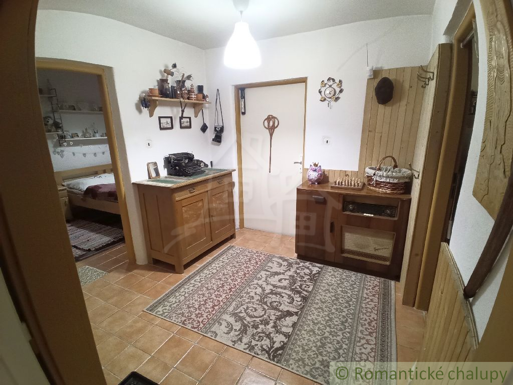 SKVELÁ CENA Exkluzívne - Dom/ chalupa na samote v objatí - 15