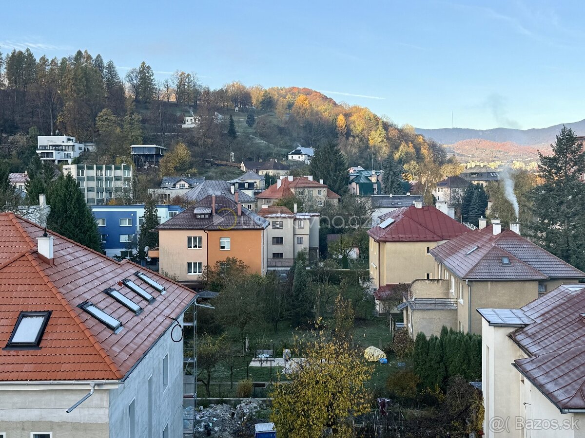 Moderný 4,5 izbový s výhľadom, ktorý neomrzí – Uhlisko, BB - 15