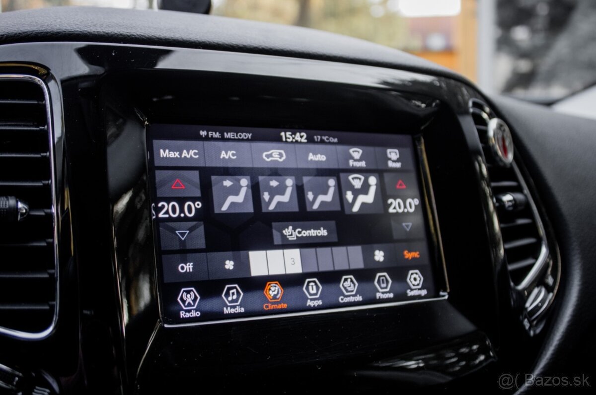 Jeep Compass 1.3 Turbo Night Eagle Winter Packet - 15