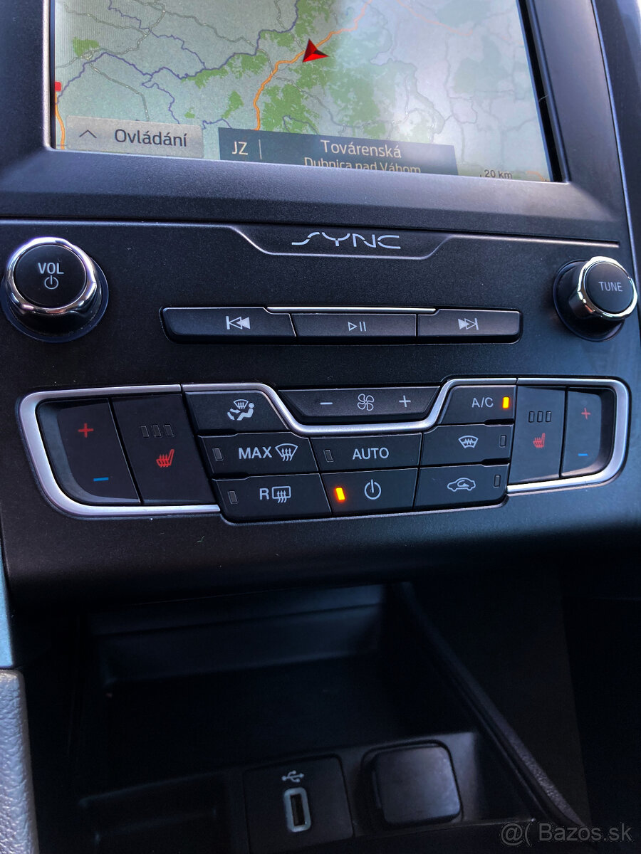 Ford Mondeo Combi Titanium 2.0TDCI EcoBlue 190 A/T8 odp DPH - 15