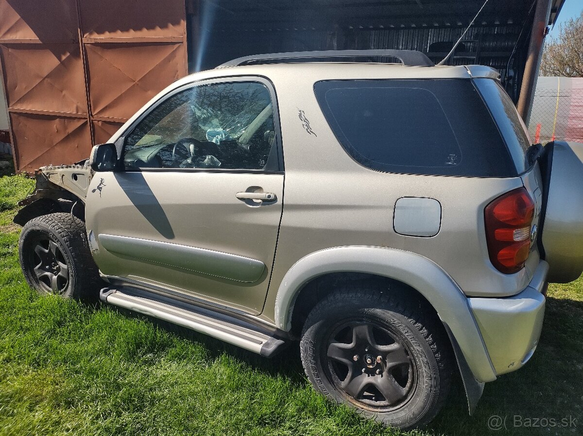 Toyota RAV4 4 benzín 110kw - 15