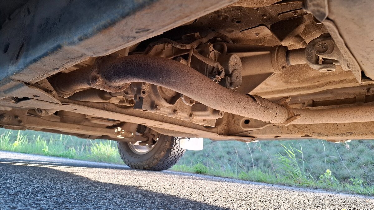 Navara D40 4x4 2009 - 15