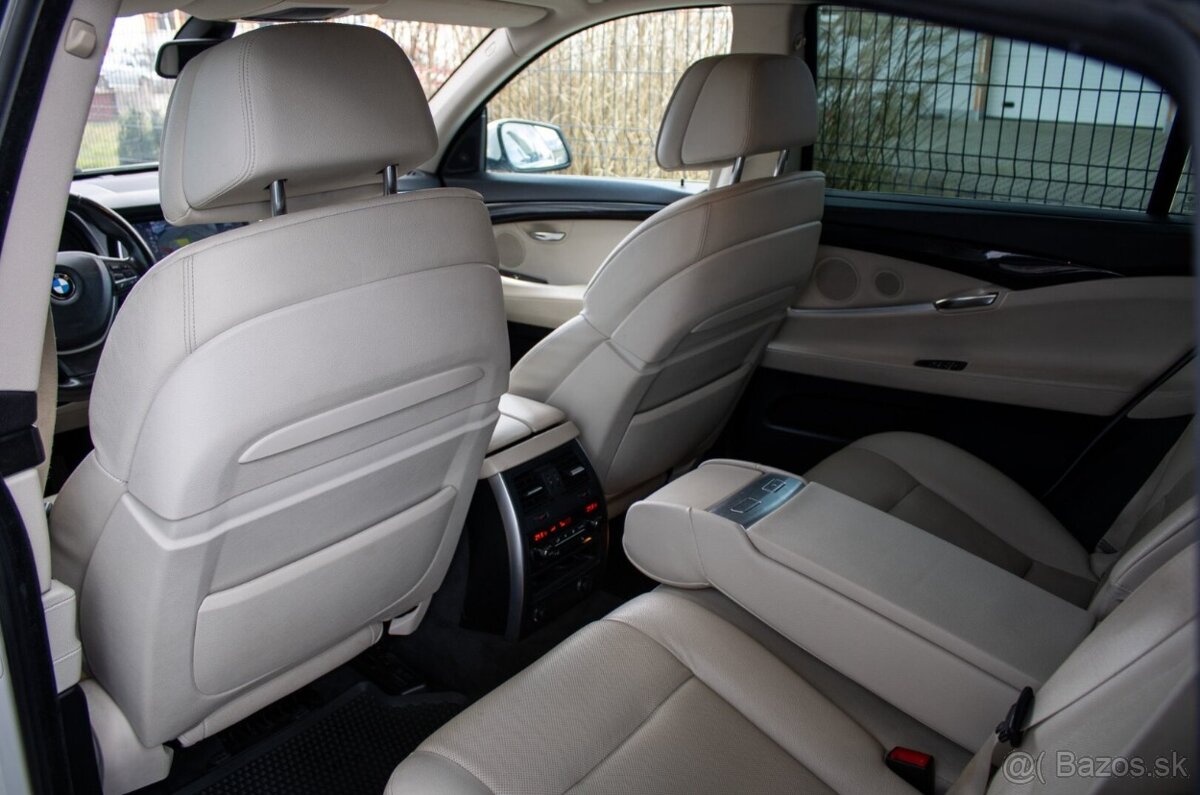 BMW RAD 5 535D XDRIVE GT - 15