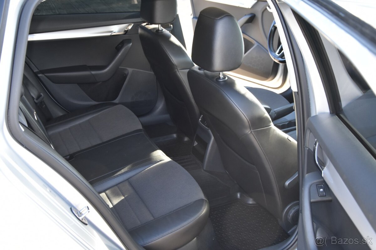 Škoda Octavia Combi 2.0 TDI Business 4x4 DSG - 15