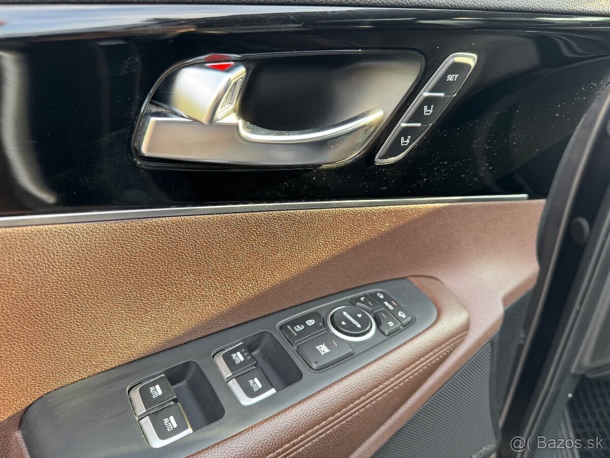 Kia Sorento 2.2 CRDi VGT 4WD 147kw Platinum A/T 7m - 15