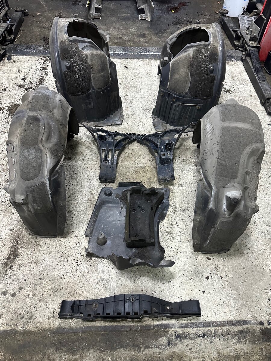 BMW E61 vonkajší M paket - 15