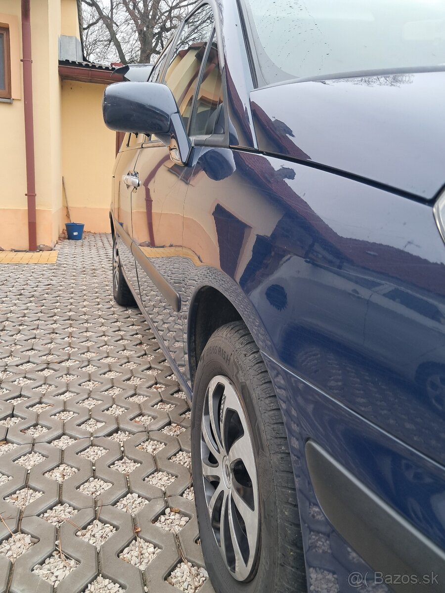 Peugeot 807 7 miestny 2.2L 94kw - 15