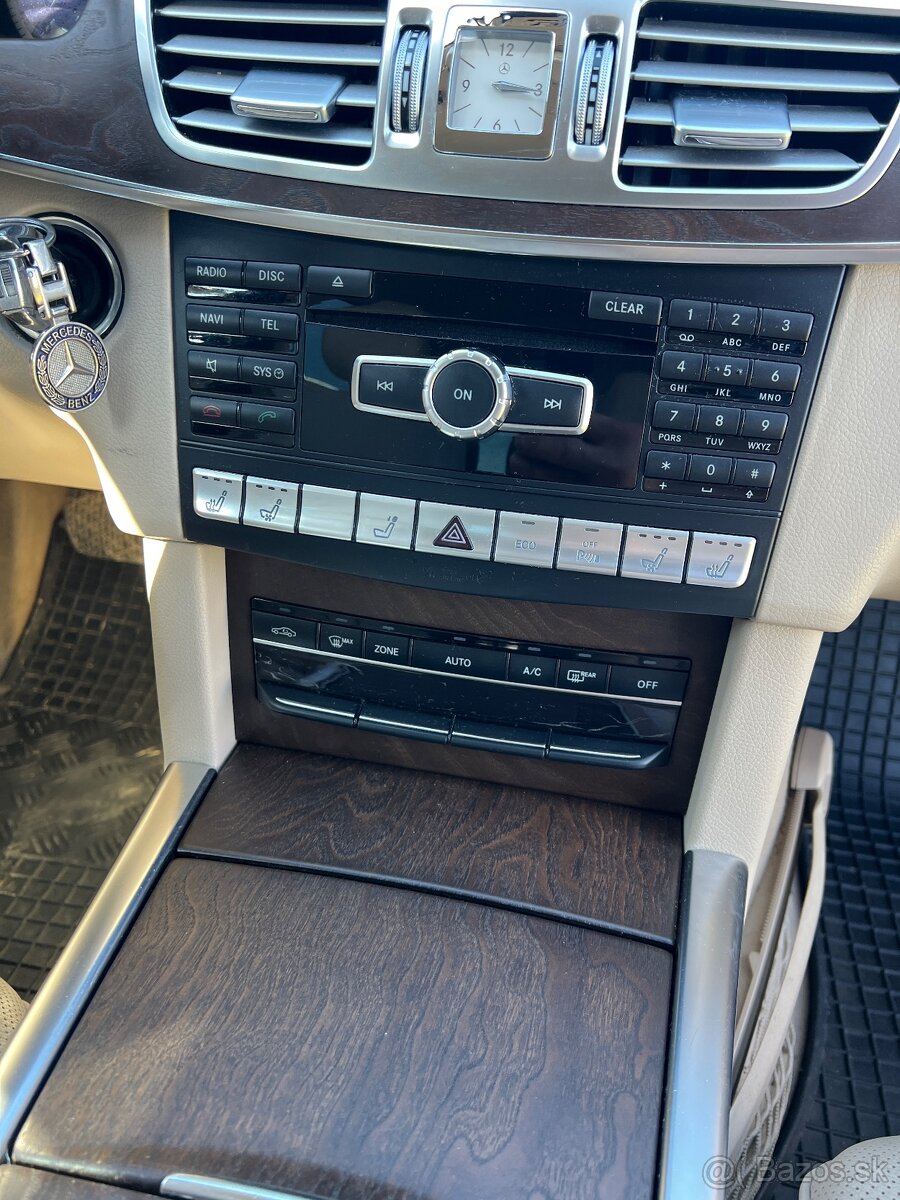 Mercedes E350 4matic - 15