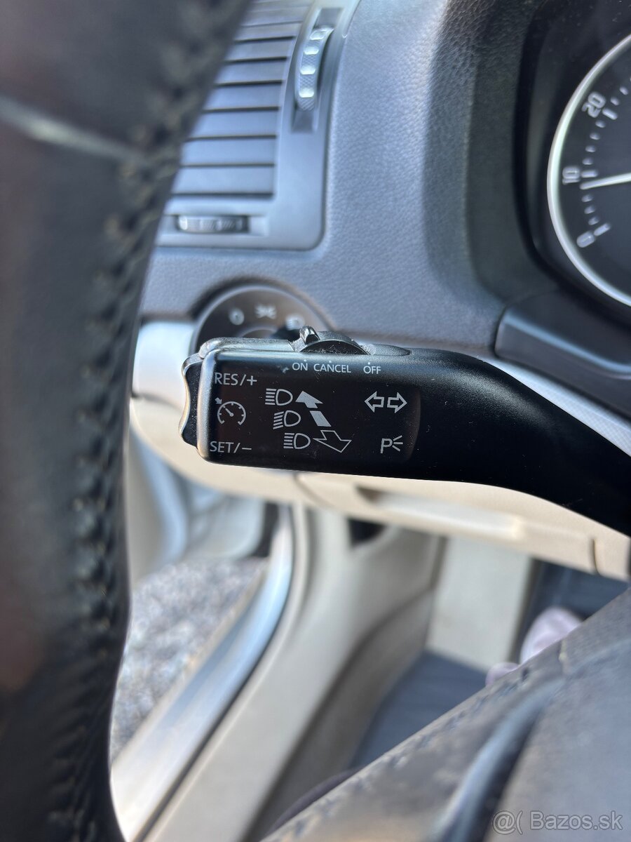 Škoda Octavia Combi 1.8 TSI 4x4 Ambiente - 15