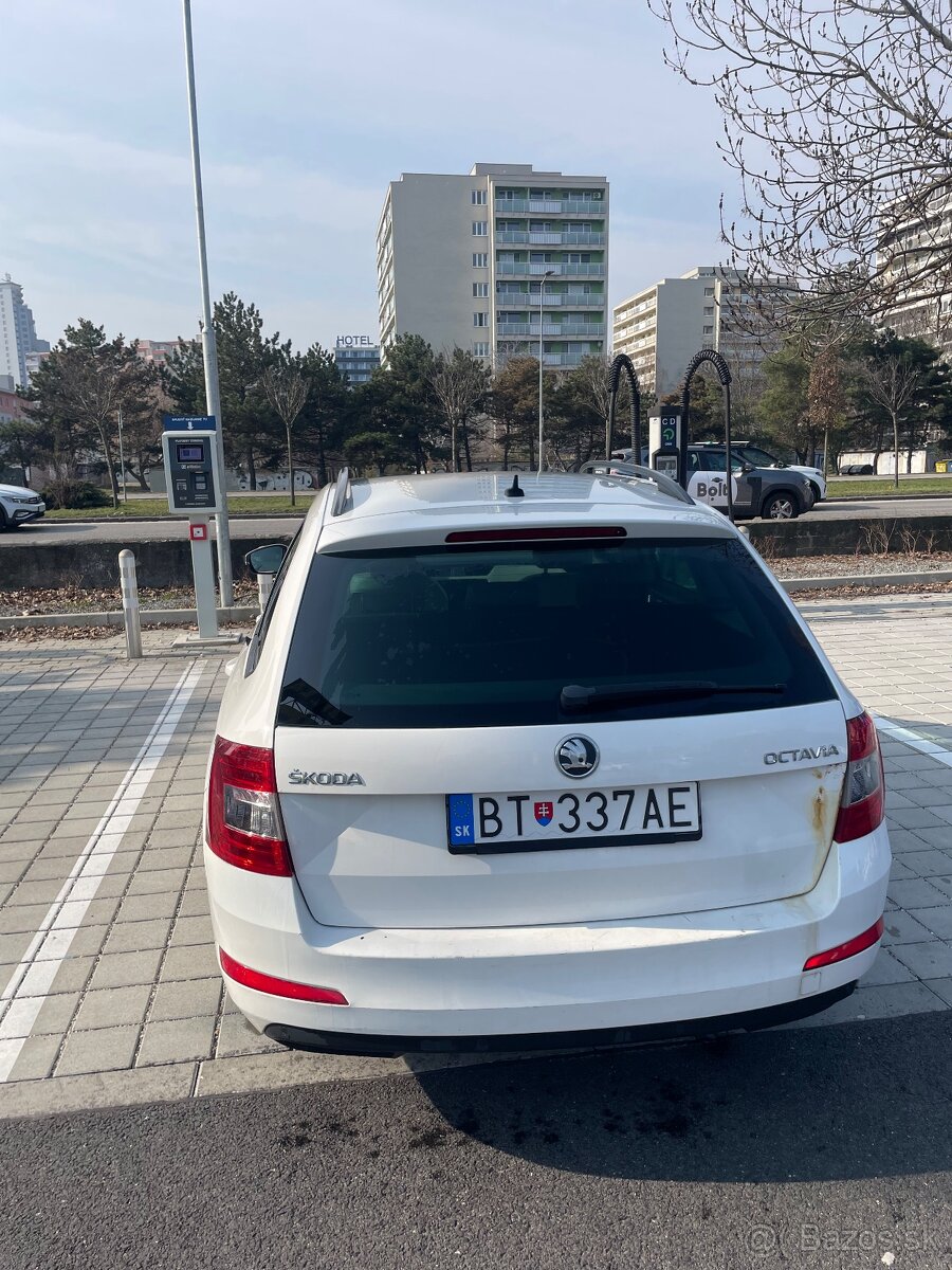 Škoda Octavia Elegance 2.0 tdi - 15