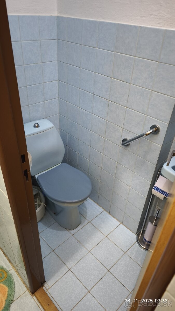 Spoločné bývanie v rodinnom dome. - 15