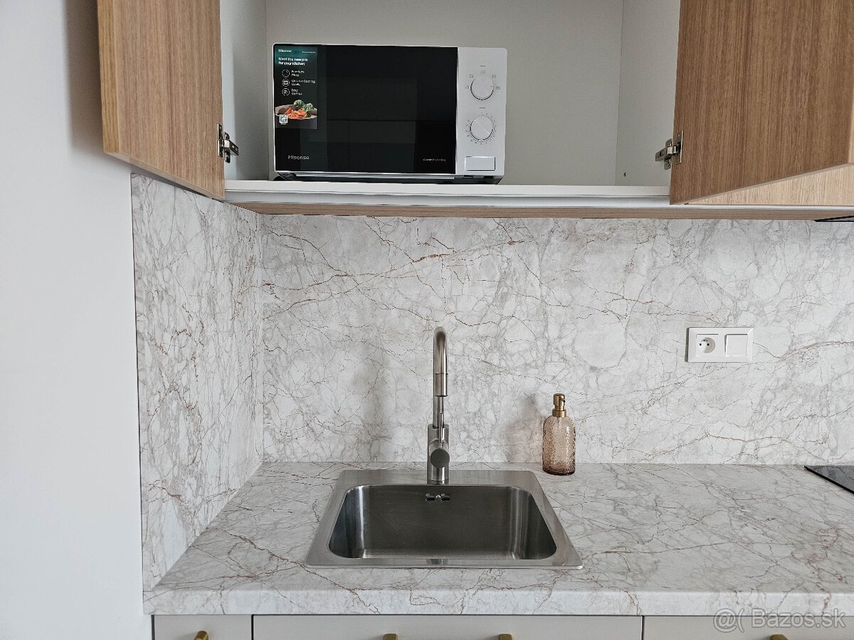 Exkluzívny 1+kk + balkón + parkovanie - 15