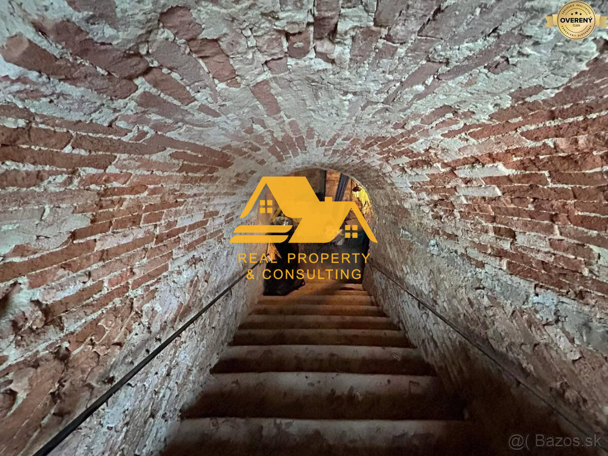 Predám podnikateľský objekt v obci Dubník - 15