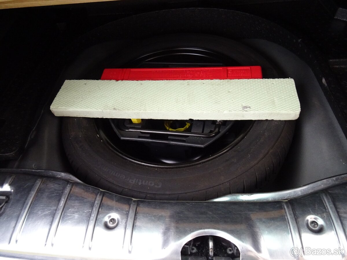 Peugeot 207 SW 1,6i 88kW Automat, Rezervováno - 15