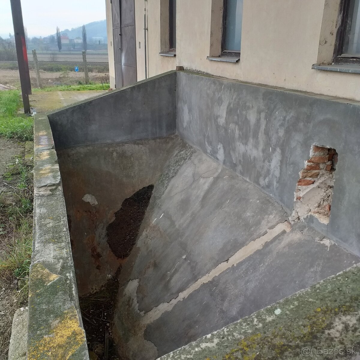 Komerčný, polyfunkčný objekt - železničná stanica, rýchlostn - 15