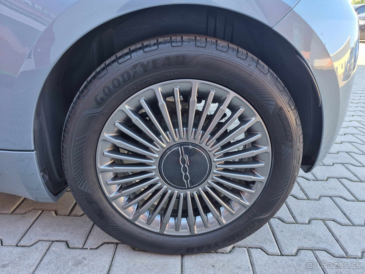 Fiat 500E 2022 87 kW - 15