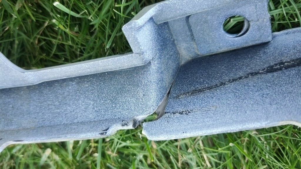 Mercedes X class W470 2017 - 2020 - Predny naraznik - 15