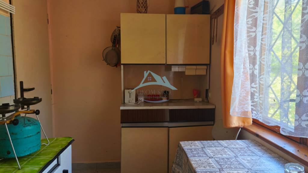 Murovaná chata na Koprovnici (D. Strháre), okr. Veľký Krtíš. - 15