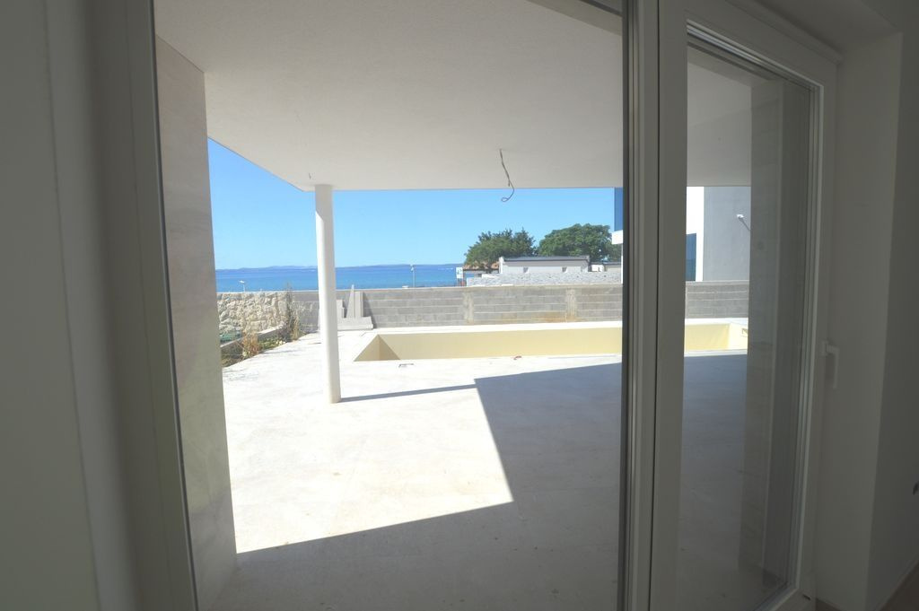 Vila na pláži, Privlaka, bazén, pozemok 4,8á, najvyhľadávane - 15