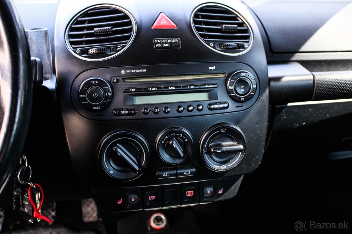 Volkswagen New Beetle 1.9 TDI - 15