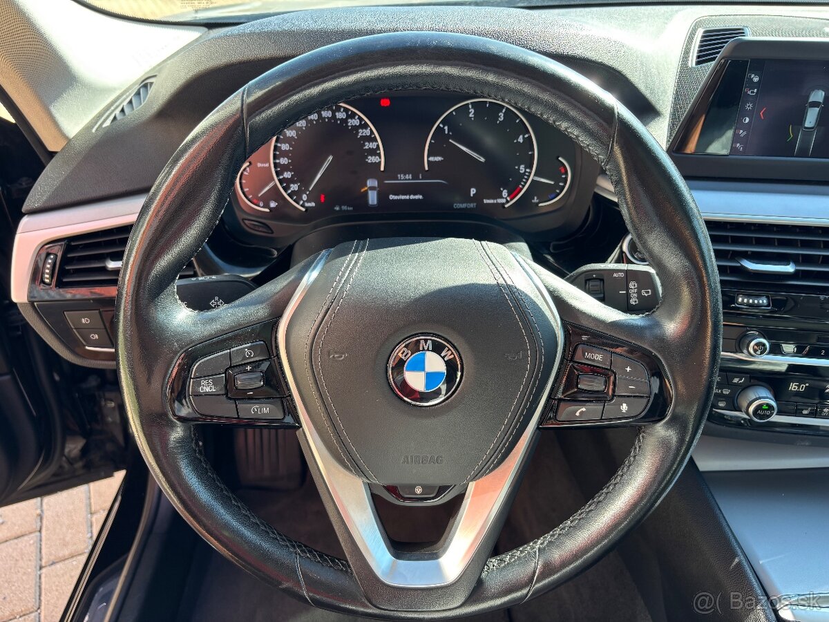 BMW Rad 5 Touring 520d xDrive A/T - 15