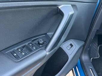 VW Tiguan 2.0 TSI 4MOTION, Highline DSG7, 1. majitel SR - 15