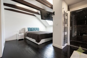 Luxus v kúpelnom mestečku pri Banskej Štiavnici. - 15