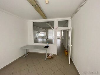 Na predaj pekný priemyselný areál na rozsiahlom pozemku aj s - 15