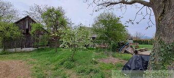 Znížená cena  - Predaj vidieckeho domu s veľkým pozemkom v - 15