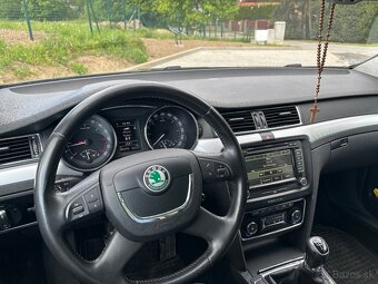 Škoda Superb ZNÍŽENÁ CENA - 15