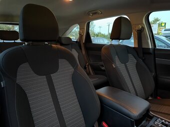 Kia Sorento 2.2 CRDi 7-miestne, Automat, Adaptiv tempomat - 15