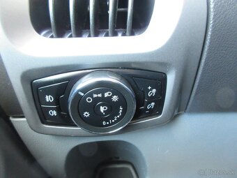 Ford Transit Custom L2H1 2,2 TDCI 92KW Trend s odp. DPH - 15