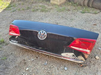 Predám zadný kufor pre Volkswagen Passat B7 sedan - 15