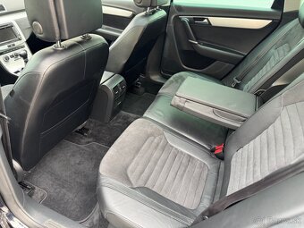 Volkswagen Passat Variant 2.0 TDI CR HIGHLINE - 15