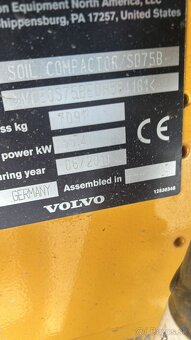 Válec VOLVO SD75B, r.v. 2019, 332 motohodin, zánovní stav - 15