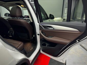 BMW X3 xDrive30d Luxury Line - 15