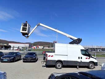 Iveco Daily Plošina 2.3DCI Pracovná pre 2- miestny kôš (200K - 15