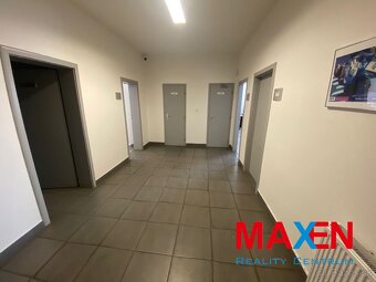 Predaj  : MAXEN HALA pre výrobu a sklad 1844 m2 + administ - 15
