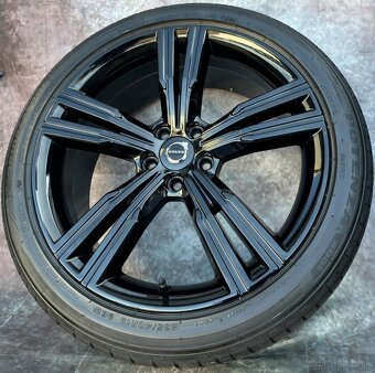 Letní sady Volvo V60/S60 235/40R19 96W - 15