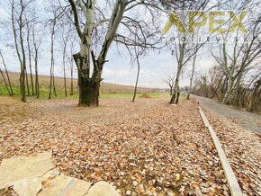 APEX reality stavebný pozemok 2019 m2 v obci Bojničky - 15